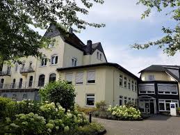 Haus patmos siegen, patmosweg 60: Parkhotel Dorint In Ruhiger Lage Von Siegen Verpottet