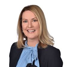 Kendall Hirst's Instagram, Twitter & Facebook