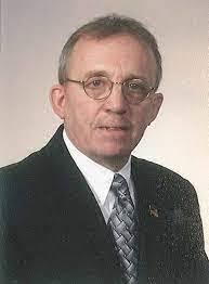 Robert Stringfield's Instagram, Twitter & Facebook