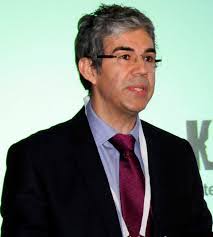 David Nott's Instagram, Twitter & Facebook