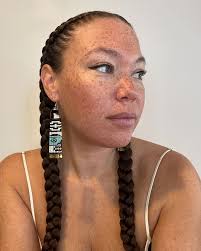 Made some extra large Naaxiin face's earrings with Tail of the Raven  designs. Second slide is for size comparison. NFS just sharing, I love  making these long more intricate earrings, it gives