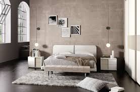 Sono mobili dall'estetica lineare, eleganti ed accoglienti, che riflettono l'idea di casa napol: Camere Da Letto Moderne Spazio Al Design