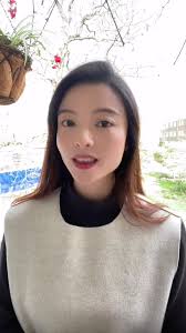 Chinese Teacher Emma