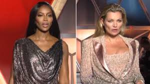 John varvatos pioneered boxer briefs while he was a designer at underwear sales helped keep calvin klein afloat in 1992 when the company faced financial trouble. Kate Moss Calvin Klein Feud With D Head Mark Wahlberg Who Body Shamed Her Mirror Online