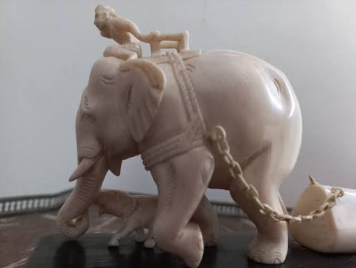 Proantic: Elephant In Ivory And His Cornac - Vietnam - XIXth Circa 185