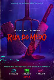 Depois de uma série de assassinatos brutais, um grupo de adolescentes enfrenta uma força maligna que aterroriza a cidade há séculos. Rua Do Medo Conheca A Trilogia De Terror Da Netflix