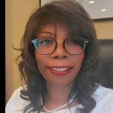 Iris Nadel's Instagram, Twitter & Facebook