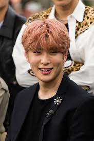 First of all i gotta say. 190513 Visit Extratv At Universal Studios Hollywood ìž¬í˜„ Jaehyun Nct127 Nct Jaehyun Jung Jaehyun Nct
