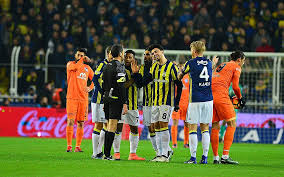 Nefes kesecek bir maç daha. Fenerbahce Basaksehir Fk Vorschau Auf Zum Trostpreis Oddset Wetten