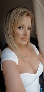 Thought I'd tell my story: I was in work when my appendix burst. I thought  it was really bad trapped wind but struggled to walk, sit or stand. The  next day I