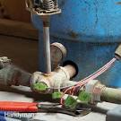 How to Replace a Well Pump Pressure Switch - The Family Handyman