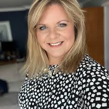 Sharon Mckeever's Instagram, Twitter & Facebook