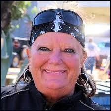 Lynn Sturrock's Instagram, Twitter & Facebook