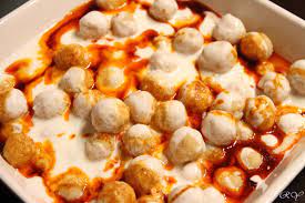 yogurtlu bulgur koftesi reyhan in mutfagi yemek tarifleri yemek yiyecek ve icecek