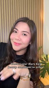 We are beyond excited to have International Korean Celebrity Makeup Artist Sunjin  Kim (@www.facebook.com/sunjin.kim.940) as one of the judges of the Dream  Beautiful Grand Finale in Hong Kong! Check out www.mkdreambeautiful.com to