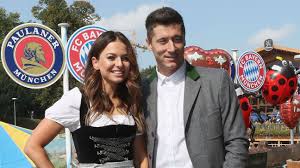 See more ideas about robert lewandowski, lewandowski, robert. Bayern Munich Star Robert Lewandowski Dreams Of La Move Wife