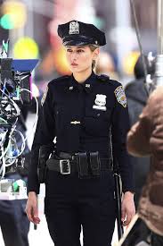 Leelee Sobieski Photos Photos Leelee Sobieski Films Rookies In Nyc Female Cop Police Women Female Police Officers