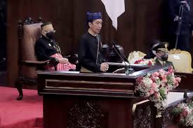 Presiden joko widodo jokowi dijadwalkan akan menyampaikan pidato kenegaraan di sidang tahunan mpr ri, pada hari ini, senin 16 8 2021. 4rwrshlwz9499m