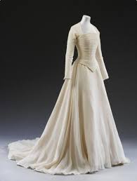 Online shopping from a great selection at clothing, shoes & jewelry store. Ethereal Wedding Dress Explore Tumblr Posts And Blogs Tumgir