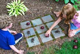 Abenteuerspielplatz Fur Kinder Zum Spielen Im Freien Kinder Spielplatz Garten Diy Spielplatz Garten Spielplatz