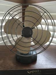 Vintage Oscillating Fan Table Top Fan Working Fan Cooling System Industrial Fan Vintage Decor By Maggiebleus Oscillating Fans Vintage Decor Industrial Fan