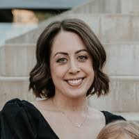 Lisa Timbrook's Instagram, Twitter & Facebook