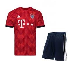 Discover the official fc bayern munich merchandise here at fcbayern.com/shop ➤ order the newest bayern munich jerseys, caps & more fan gear now online! Kupit Muzhskuyu Futbolnuyu Formu Bavariya Myunhen Domashnyuyu Sezon 2018 2019 V Moskve