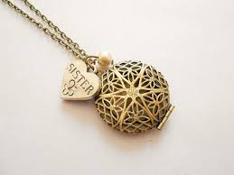 Collier Porte Photo Collier Pour Soeur Medaillon Porte Photo Collier Coeur Pendentif Porte Photo Vintage Cadeau Soeur Perle Etsy Jewelry Etsy Gifts Pendant