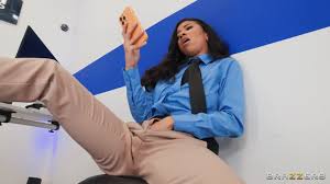 Long Hair smut with Ameena Green - PORNSTARS.TUBE