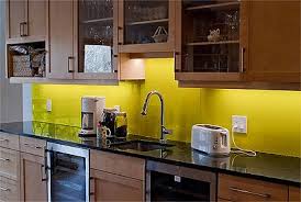 Glass backsplashes are a contemporary and functional option for any kitchen. Apparently Using Starfire Glass Is The Key To No Green Tint With Back Painted Glass Glass Backsplash Kitchen Design Kitchen Trends