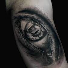 Un colorato tattoo sull'avambraccio di una donna. Tattoo Eye Tattoo Occhio Info Luigimansi It Instagram Luigimansitattoo Tattoos Eye Tattoo Tattoo Artists
