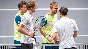 Alexander zverev was ranked as high as number three in the world in 2018 but had a rough 2019 with only one. Krawietz Mies Schalten Zverev Doppel Aus Otte Chancenlos Kicker