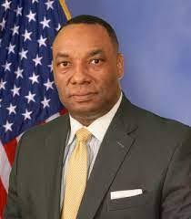 Lawrence Silas's Instagram, Twitter & Facebook