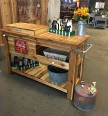 Outdoor Cedar Bar With Cooler And Bottom Shelf Etsy Diy Outdoor Bar Outdoor Kitchen Design Diy Patio Table