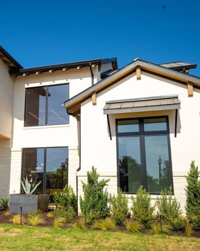 Custom pool design and construction in DFW
