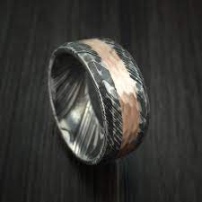 Kuro Damascus Steel Ring And 14k Rose Gold Wedding Band Hammered Genuine Craftsmanship Custom Made Damascus Steel Ring Mens Wedding Rings Rose Gold Wedding Bands