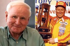 Who was Nascar legend Cale Yarborough and when did he die?