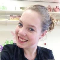 Lisa Wessels's Instagram, Twitter & Facebook