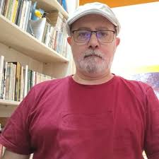 Elvis Rocha (@elvisroch)