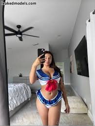 sariahx0  sariixo_ Голе фотографије OnlyFans 20 - Leaked Models HD phone wallpaper