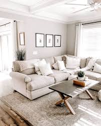 40 Comfy Scandinavian Living Room Decoration Ideas You Can Copy Livingroomdecor En 2020 Idees De Decoration De Salon Deco Salon Blanc Decorations De Salle De Sejour