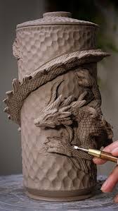 Sculpting a tiny figure #sculpture #figurativeart #claysculpture #clay  #claysculpture