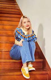 Aries season marks the beginning of a new astrological year and also the first real energy spark of spring. Gfriend United Gfriend 2021 Season S Greetings An Ordinary Day