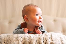 Baby fever loading.... 100%!!! 😍 Couldn't stop myself from sharing a  micro/speedy shoot from this weekend, isn't he darling?! Props to Hannah  and Kyle for having this cutie pie!