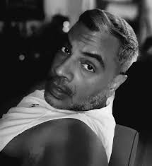 🌎🇵🇦 Buenas noches 🇵🇦🌎 📸 Weekend is SO over.. 📸 . 🏠 #panama  #weekend #sundayfunday #sundayfunyay #silverfox #blackandwhite  #cuentamelotodo #hablamedeeso #generandocontenido 🏠