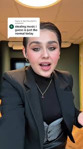 Queen Almighty Similars Songs