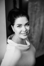 Sandra Elia — Darius Bashar