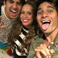 Lola Dosogas (@DosogasLola)