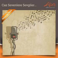 caz muzigi mavi notalar senkop swing coklu ritim atisma ve dogaclama tekniklerinin harmanlamasidir cazi sevenler bu ozgur ruhlu muzik ile caz muzik teknik