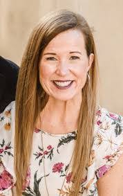 Jennifer Wideman's Instagram, Twitter & Facebook